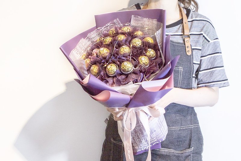 真诚豪华版18颗金莎花束( 附灯串－5色可挑) 情人节 生日 毕业礼 - 巧克力 - 新鲜食材 紫色