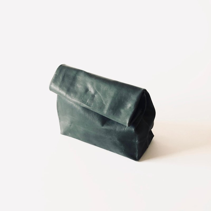 KAMIBUKURO(紙 袋) small 国内本馬革製　ブラック - 手拿包 - 真皮 蓝色