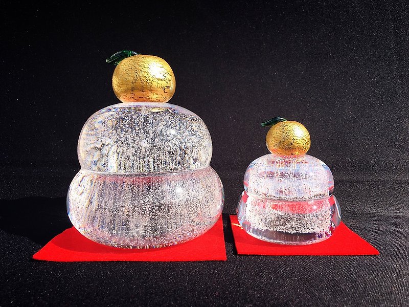 ガラス鏡餅 もっちり(大) 麻炭ガラス ヒマラヤ産原種麻炭使用 - 摆饰 - 玻璃 透明