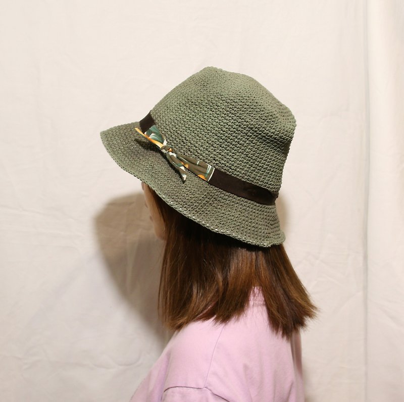 Back to Green:: 编织草帽 墨绿缎带 vintage straw hat - 帽子 - 纸 