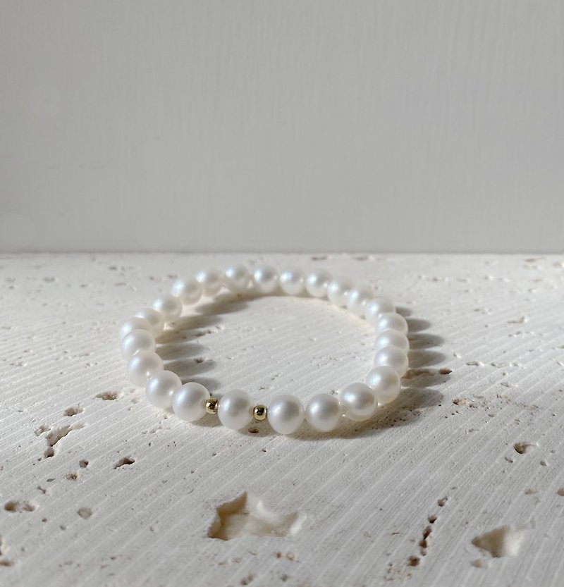 天然淡水圆珍珠手串  白色近圆珍珠 情人节礼物 - 手链/手环 - 珍珠 白色