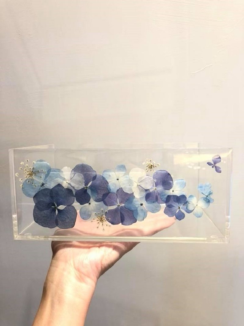 Oone_n_Only Handmade 押花纸巾盒(只限香港地区) - 纸巾盒 - 塑料 