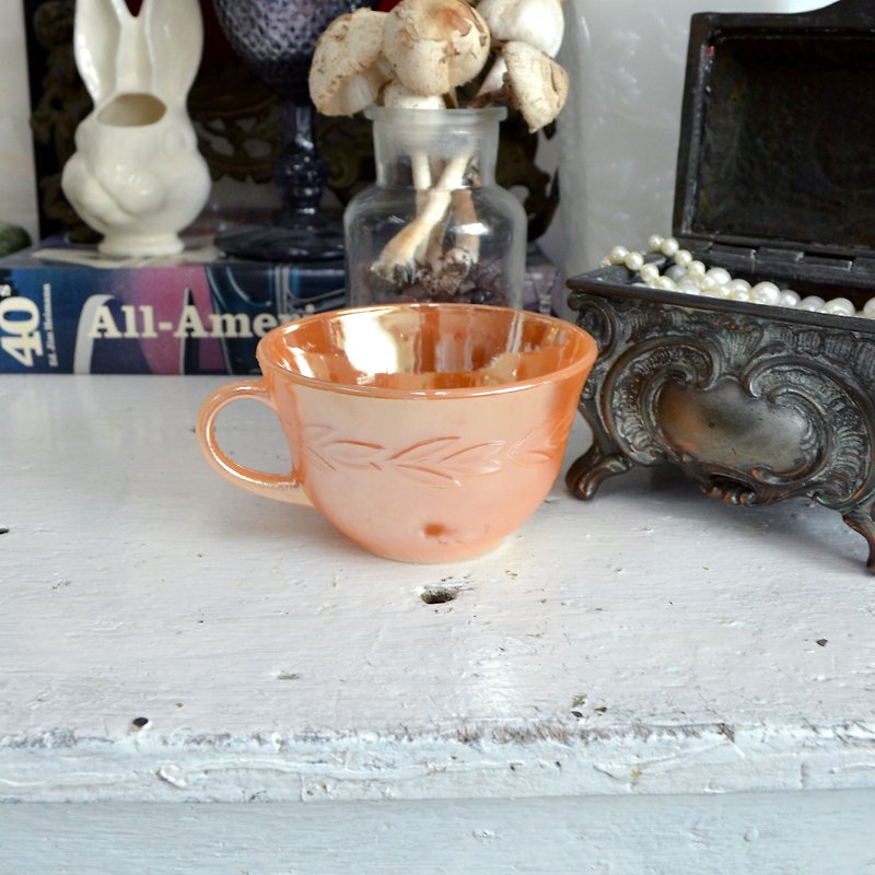 FIRE KING  60s蜜桃橘子色镀反光面玻璃茶杯Luster Peach Tea Cup - 茶具/茶杯 - 玻璃 橘色