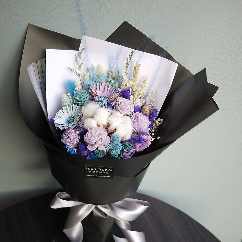 暮夏森林-蓝紫色手拿干燥花束 情人节 母亲节 毕业 - 干燥花/捧花 - 植物．花 黑色