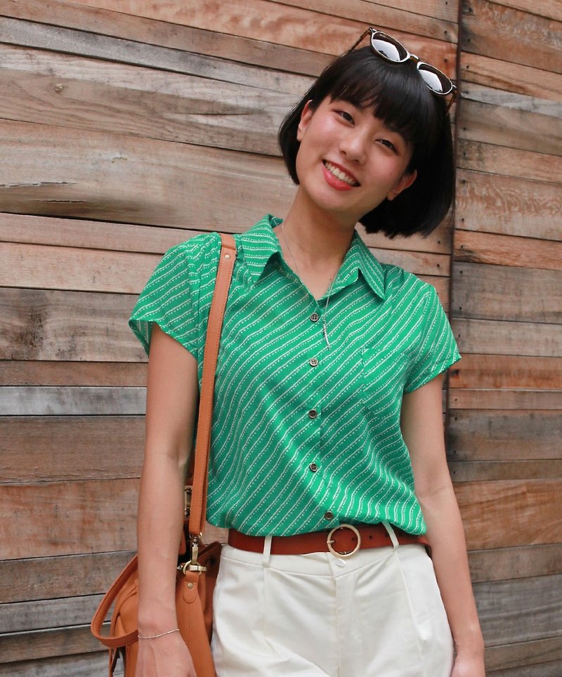 GT西瓜点点尖领短袖衬衫 - 女装衬衫 - 棉．麻 绿色