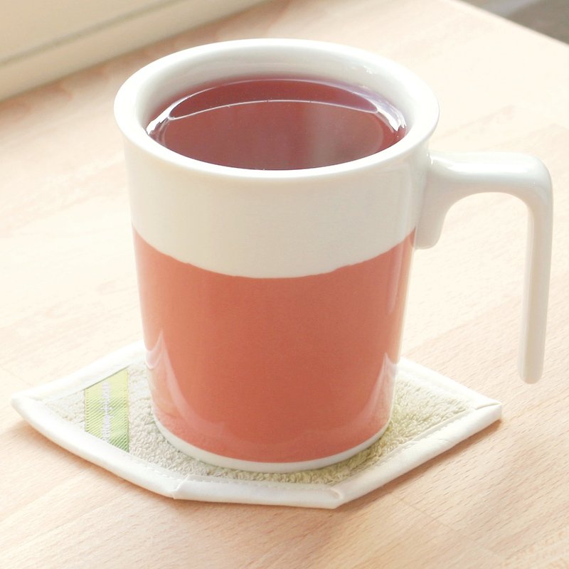 亲亲马克杯-覆盆莓+杯垫 礼盒【办公必备】台湾精品/可加购盖 - 咖啡杯/马克杯 - 瓷 红色