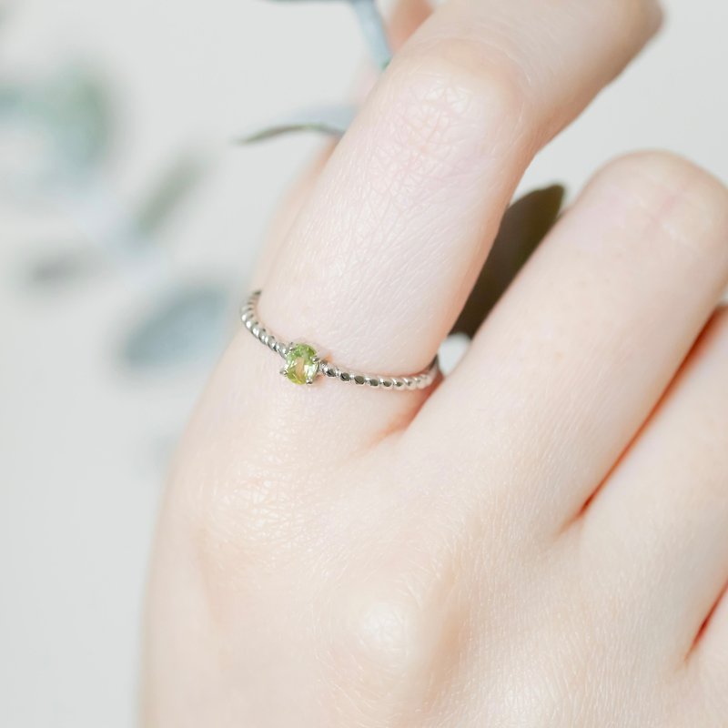 橄榄石925纯银椭圆麻花设计戒指 可调式戒指 - 戒指 - 宝石 银色