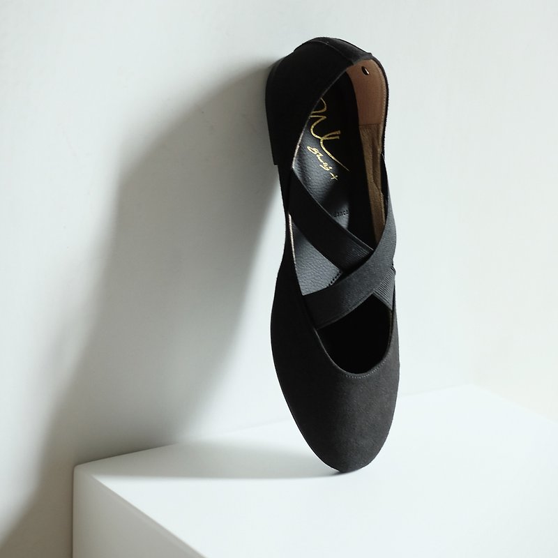 轻芭蕾 Black (黑天鹅) Ballet | WL - 芭蕾鞋/娃娃鞋 - 其他人造纤维 黑色