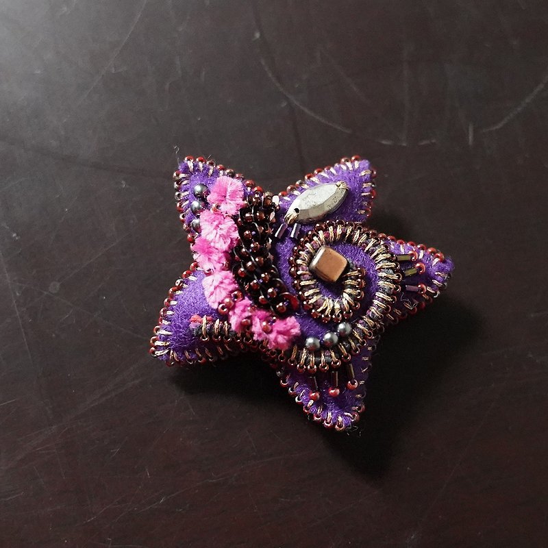 とても軽い星のブローチ パープル 6 - 胸针 - 羊毛 紫色