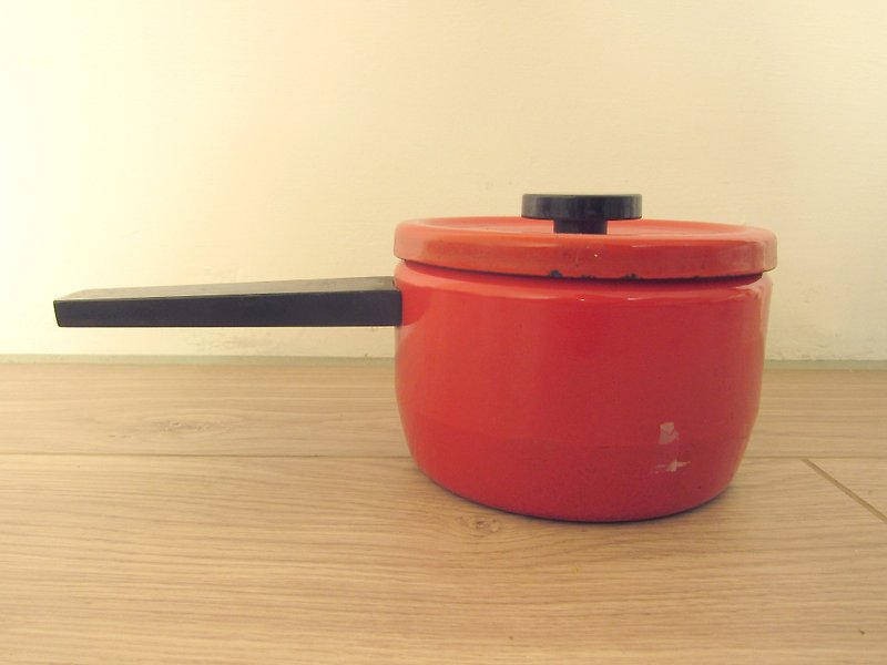 芬兰大红FINEL经典单柄锅(完整附盖) - 锅具/烤盘 - 其他金属 红色