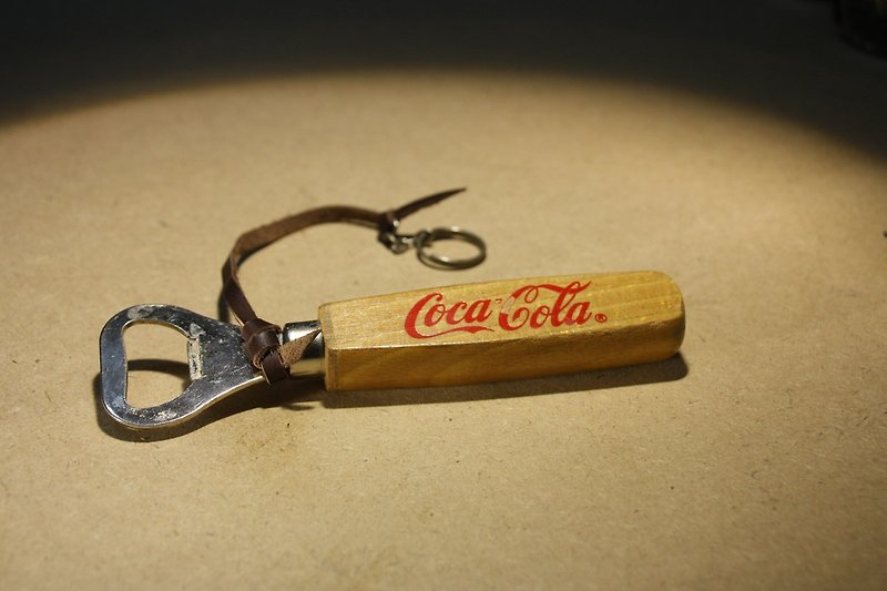 购自荷兰  COCA COLA 可口可乐 方形木柄开瓶器  附送皮绳与挂环 - 其他 - 木头 卡其色