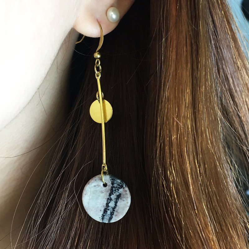 可改夹式-黄铜网纹石耳环 - 圆缘 -单1支 - 耳环/耳夹 - 石头 黄色