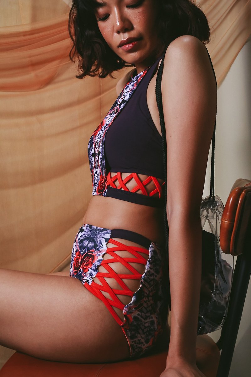 Corona set 露背高腰兩件式泳裝 / 玫瑰 花 打印+紫色 / S - 女装泳衣/比基尼 - 聚酯纤维 多色