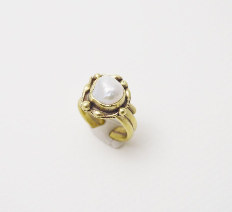 黄铜.珍珠.复古系列-开放式宽版戒指 #1