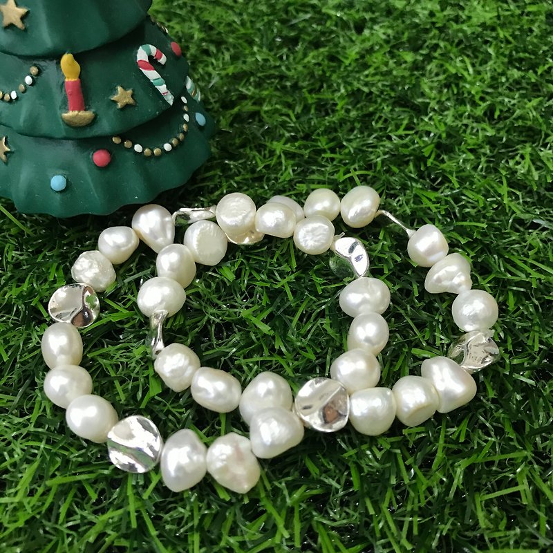 泰国Motta设计-布兰琪小珍珠 恋人白色串珠手链 - 手链/手环 - 塑料 白色