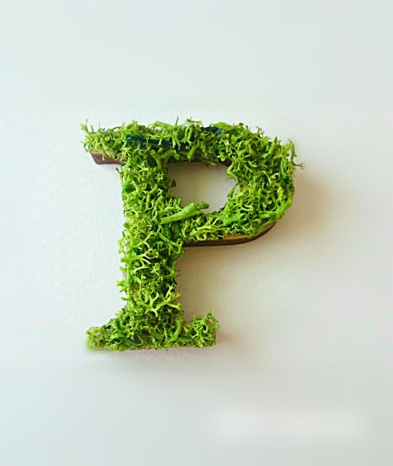 木製アルファベットオブジェ(モス)5cm/P×1点 - 摆饰 - 木头 绿色