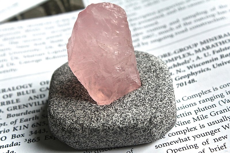 石栽 SHIZAI▲粉水晶原矿（含底座）▲ - 摆饰 - 宝石 粉红色