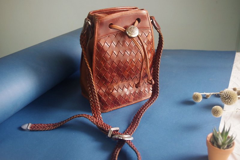 欧洲古董包-嬉皮银扣编织皮面水桶包 - 侧背包/斜挎包 - 真皮 咖啡色