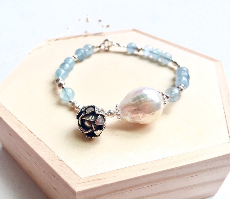 Ops Aquamarine bracelet -海水蓝宝/纯银/变形珍珠/限定/蓝绿色 - 手链/手环 - 宝石 蓝色
