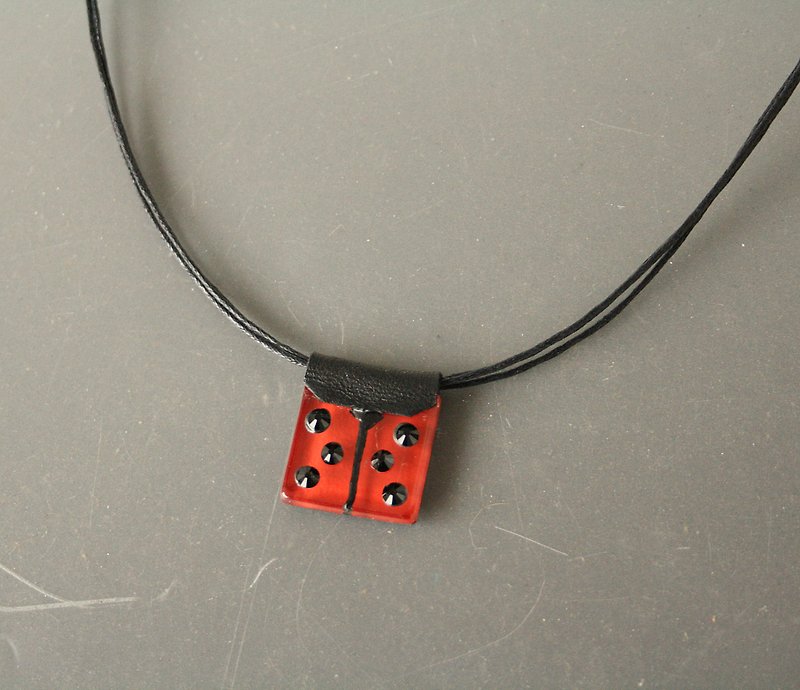 Ladybug Glass Pendant Necklace Upcycled Jewelry Handcrafted - 项链 - 玻璃 红色