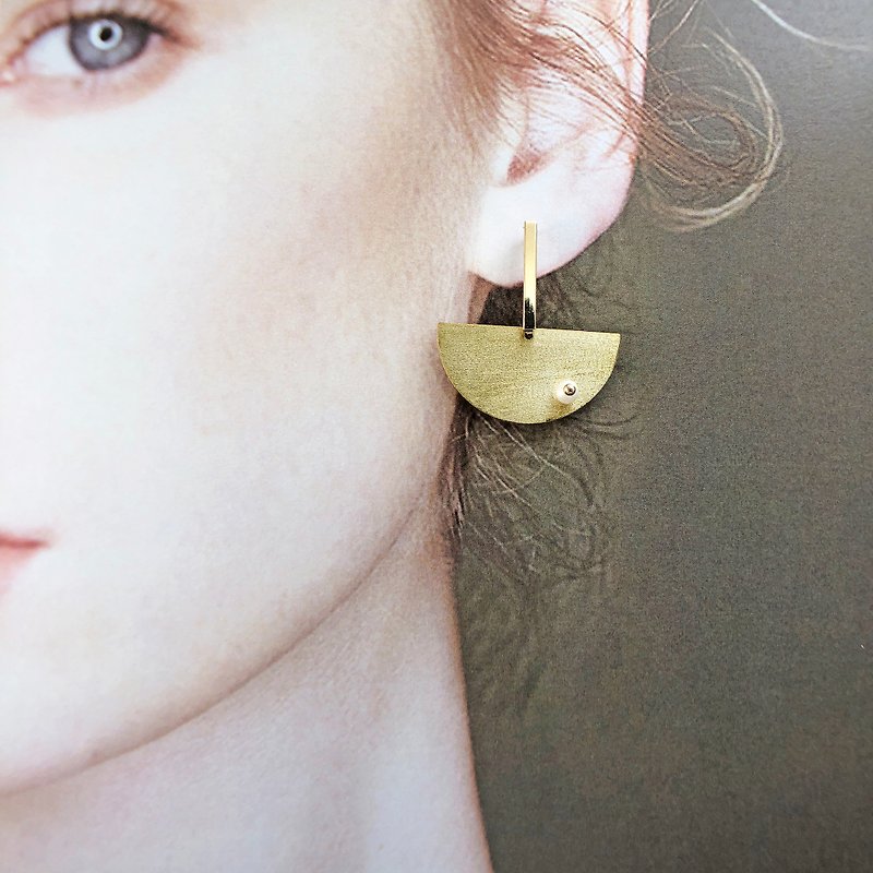 珍珠925纯银耳环 黄铜 简约耳环 珍珠耳环 耳夹 母亲节礼物 - 耳环/耳夹 - 珍珠 金色