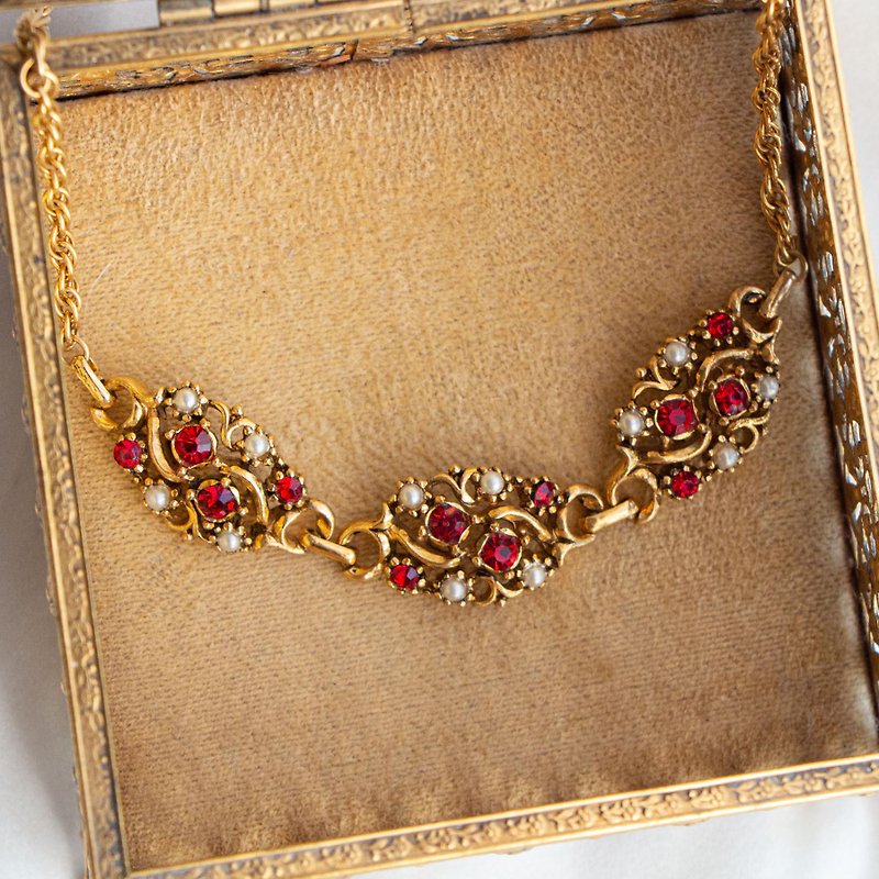 美国无标古董 人造红宝石仿珍珠 古典缠花造型 镀金短项链 - 项链 - 其他金属 金色