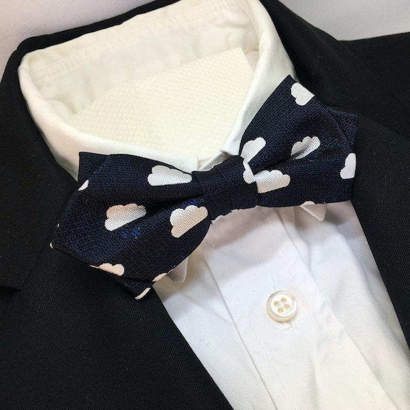 Cloud bowtie  clouds wether butterfly Navy - 领结/领巾 - 丝．绢 蓝色