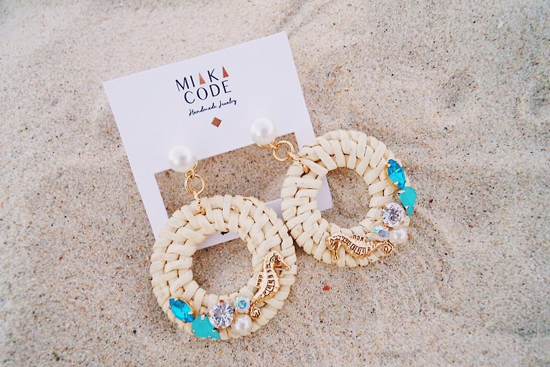多种戴法 海洋系列珍珠海马宝石 -藤圈款- 耳环/耳夹 - 耳环/耳夹 - 其他材质 蓝色