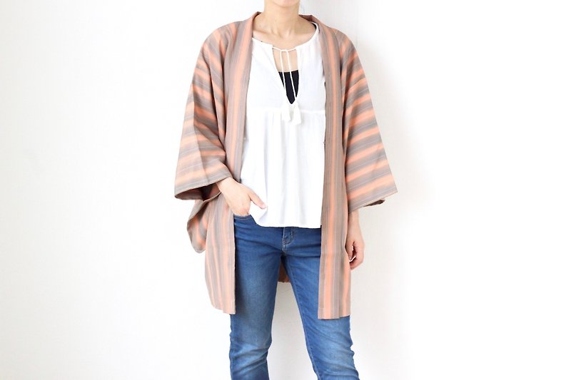 stripe kimono, kimono, traditional kimono, kimono jacket /3719 - 女装休闲/机能外套 - 丝．绢 粉红色