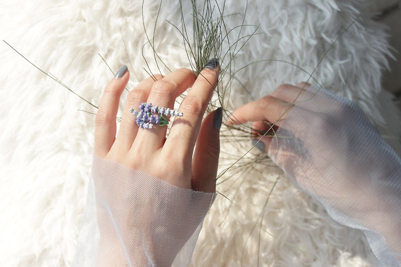 Lavender Ring, Flower Ring, Handpainted Jewelry. - 戒指 - 其他金属 紫色