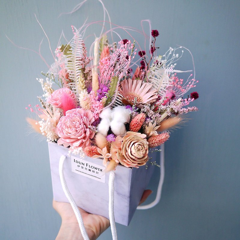甜美时光-石英粉 自然系干燥花 手提礼盒 开幕/情人节 - 植栽/盆栽 - 植物．花 粉红色
