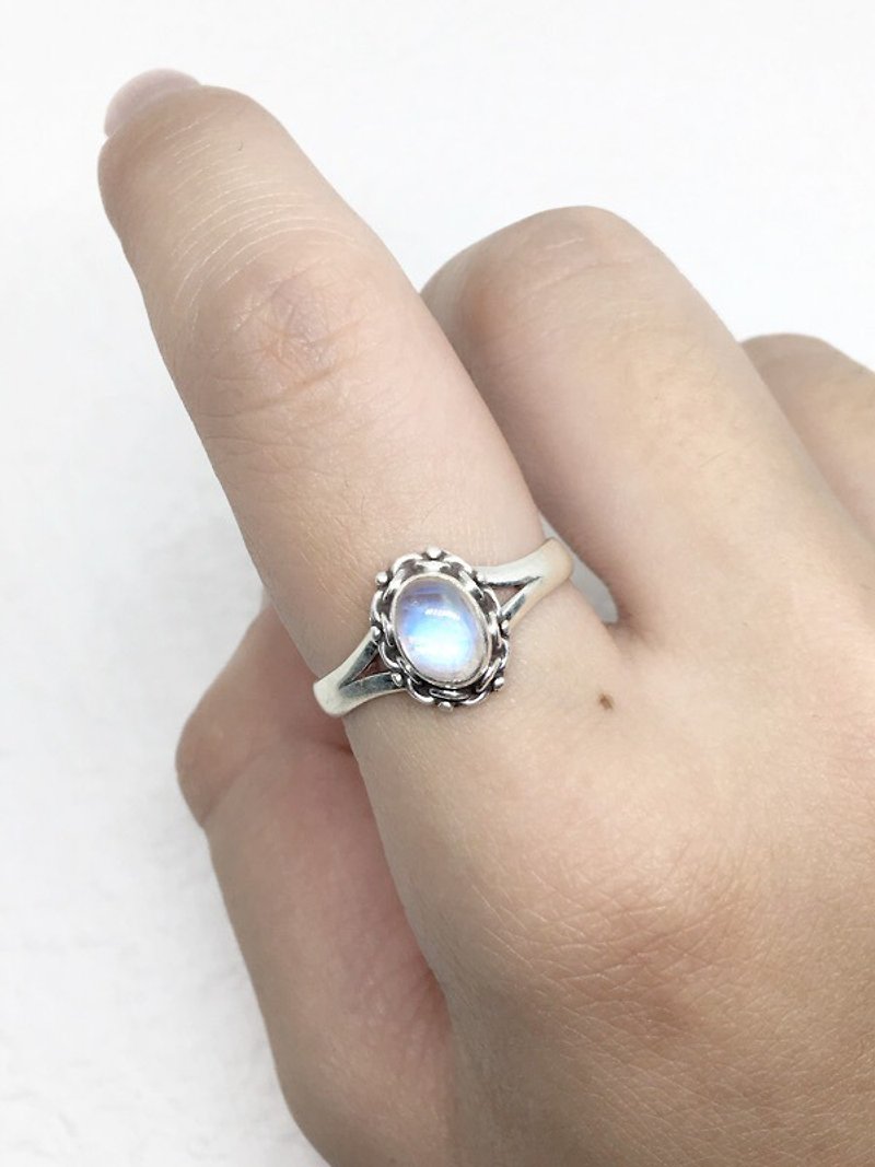 月光石925纯银立体花边戒指 尼泊尔手工镶嵌制作(款式3) - 戒指 - 宝石 蓝色