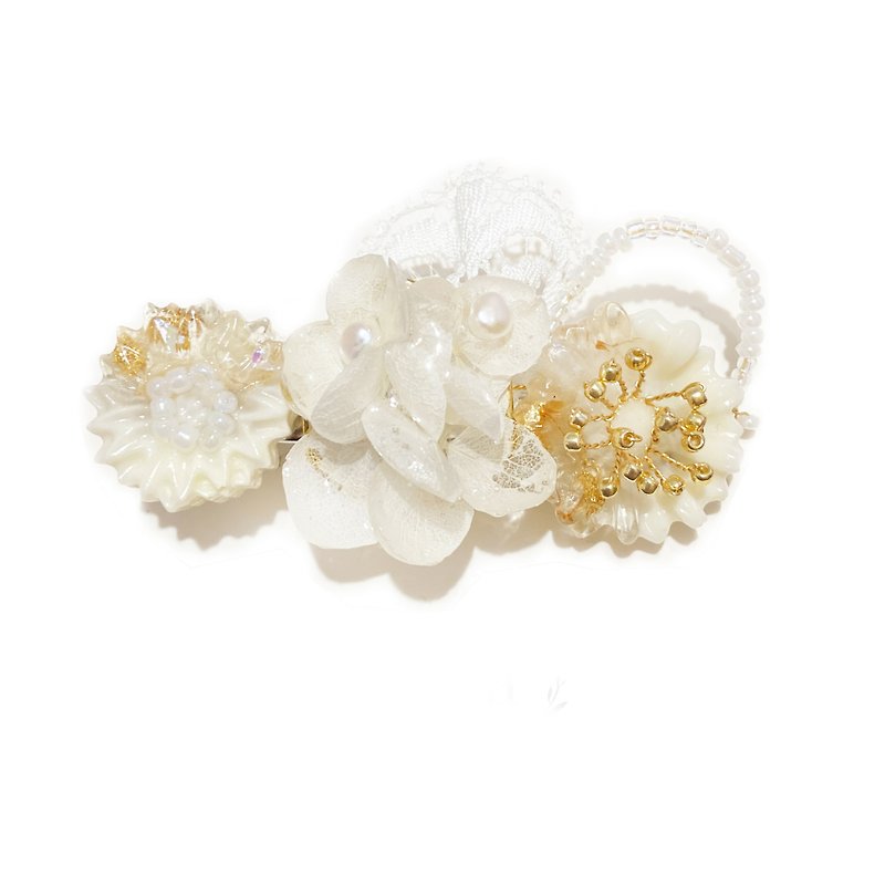 日本树脂白色雏菊蕾丝花朵发夹二周年 - 发饰 - 植物．花 白色