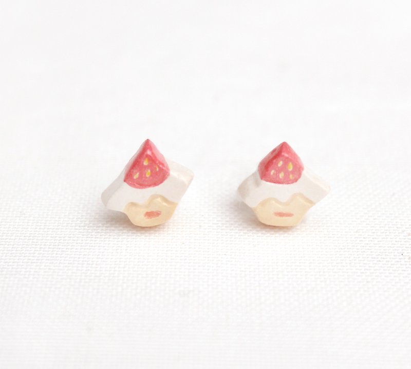 草莓 蛋糕 耳环/ 粉红 / 甜美 / 手绘 / 可改耳夹 - 耳环/耳夹 - 粘土 粉红色
