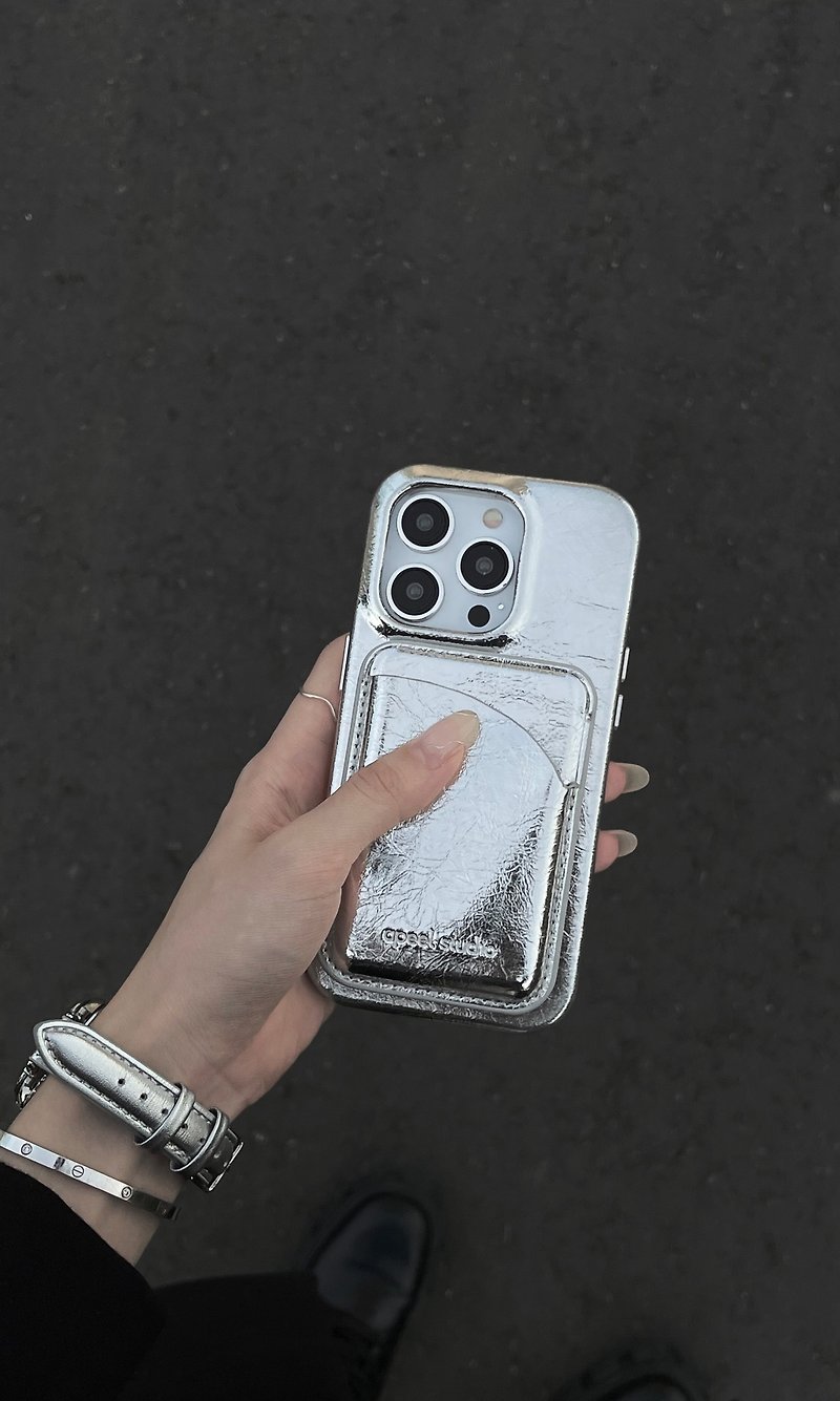 银色爆裂纹磁吸皮革卡夹 (支持MagSafe) APEEL STUDIO - 手机配件 - 人造皮革 银色