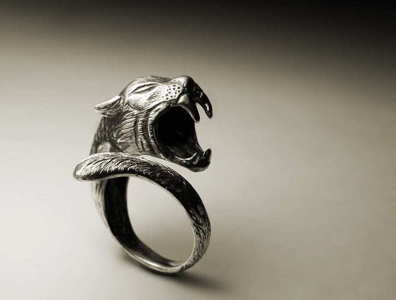 剑齿虎戒指 - 戒指 - 其他金属 银色