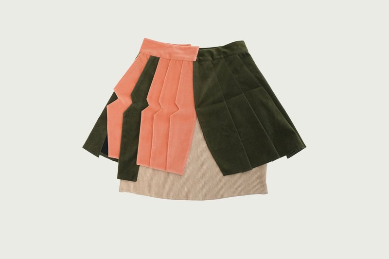 MULTIPLE 绒毛短裙 - 裙子 - 聚酯纤维 粉红色