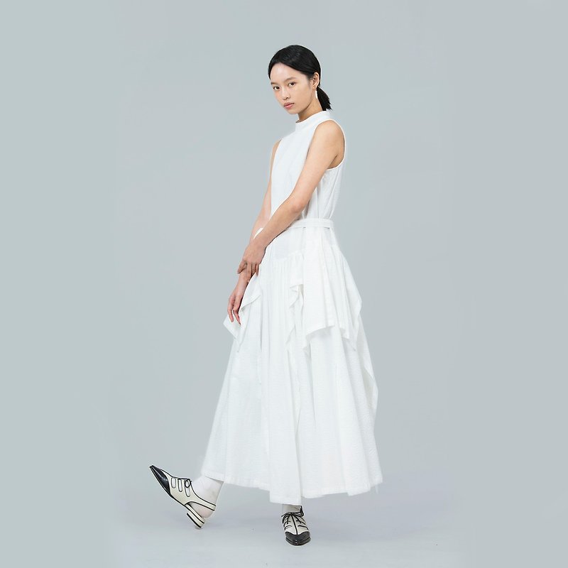 tan tan / 白色多层绑带洋装 - 洋装/连衣裙 - 棉．麻 白色