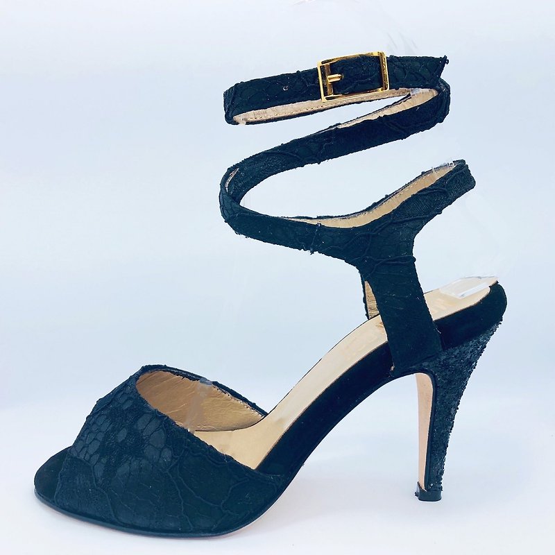 Dinara Negra 双交叉黑色蕾丝凉鞋款(一般楦) - 高跟鞋 - 真皮 黑色