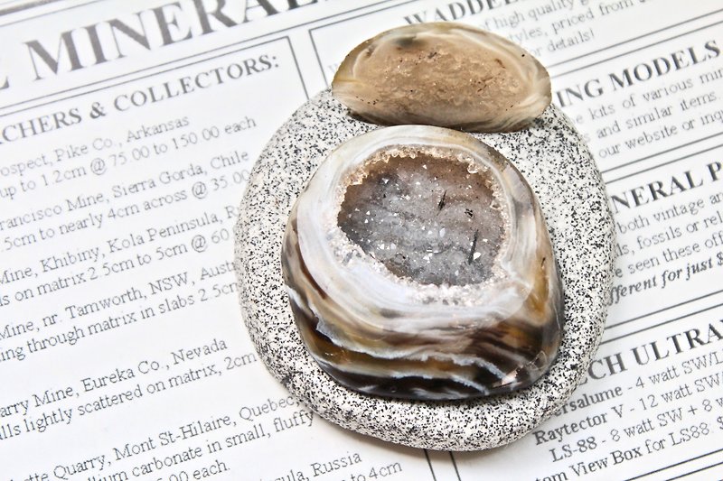 石栽 SHIZAI-迷你玛瑙水晶聚宝盆-含底座 - 摆饰 - 宝石 银色