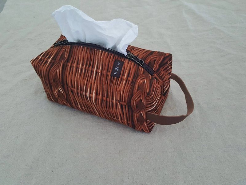 【Linkkimokki】家的面纸包 (藤篮) - 纸巾盒 - 棉．麻 
