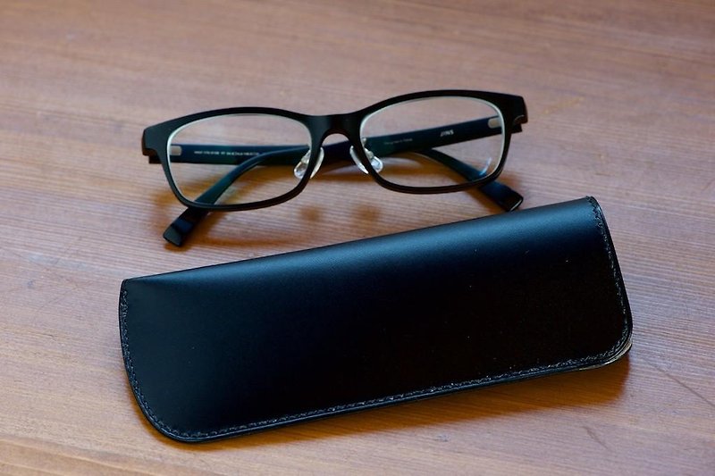 スリムなメガネケース　ブラック - 眼镜/眼镜框 - 真皮 黑色