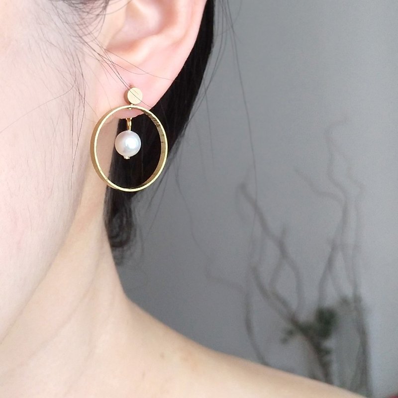 e067-同在-黄铜珍珠 耳环 - 耳环/耳夹 - 其他金属 金色