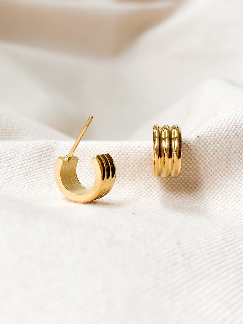MINI GOLD HOOPS TINARI 3 - 耳环/耳夹 - 不锈钢 金色