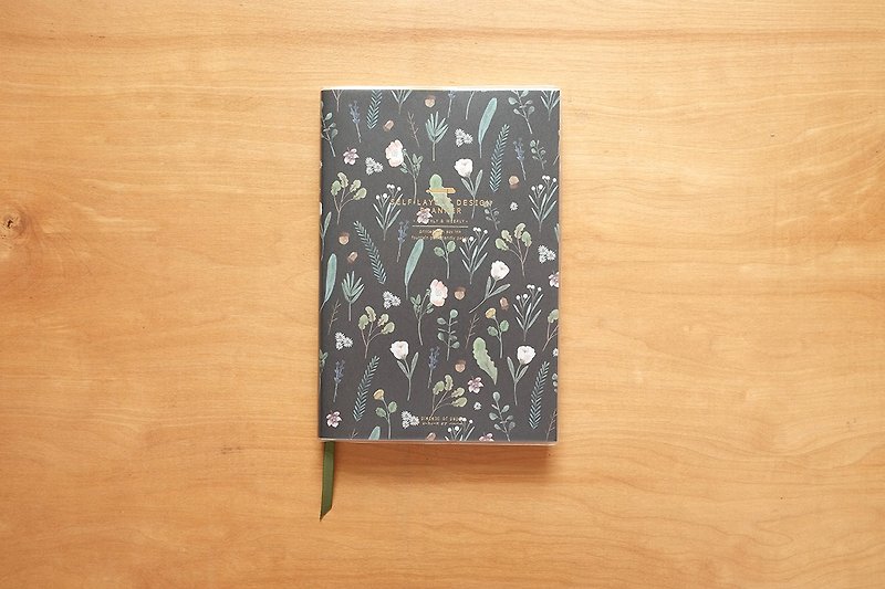 SELF-LAYOUT DESIGN PLANNER A5 : Herbarium - 笔记本/手帐 - 纸 黑色