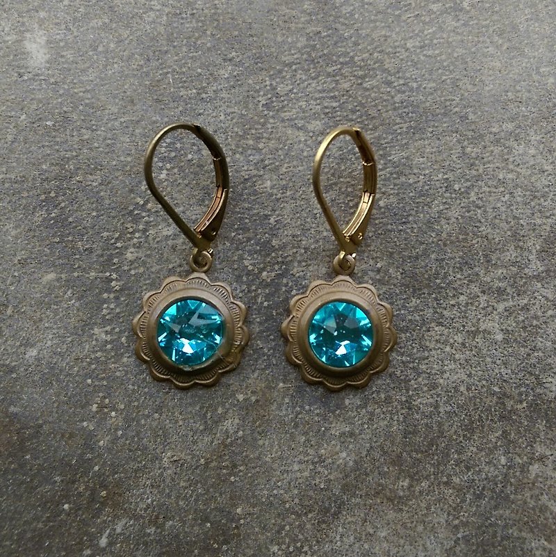 复古淡蓝古董玻璃黄铜耳环 - 耳环/耳夹 - 宝石 
