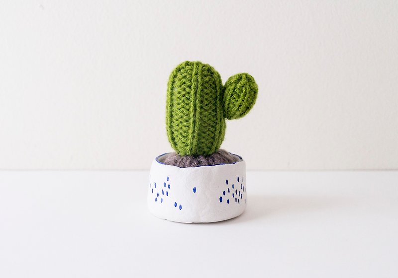 Miniature Knitted Cacti - home decor - 摆饰 - 其他材质 多色