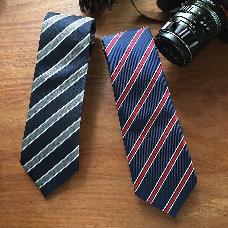 (THE GENT) Oxford Blue | Ultramarine Red Awning Stripe Necktie - 领带/领带夹 - 聚酯纤维 蓝色