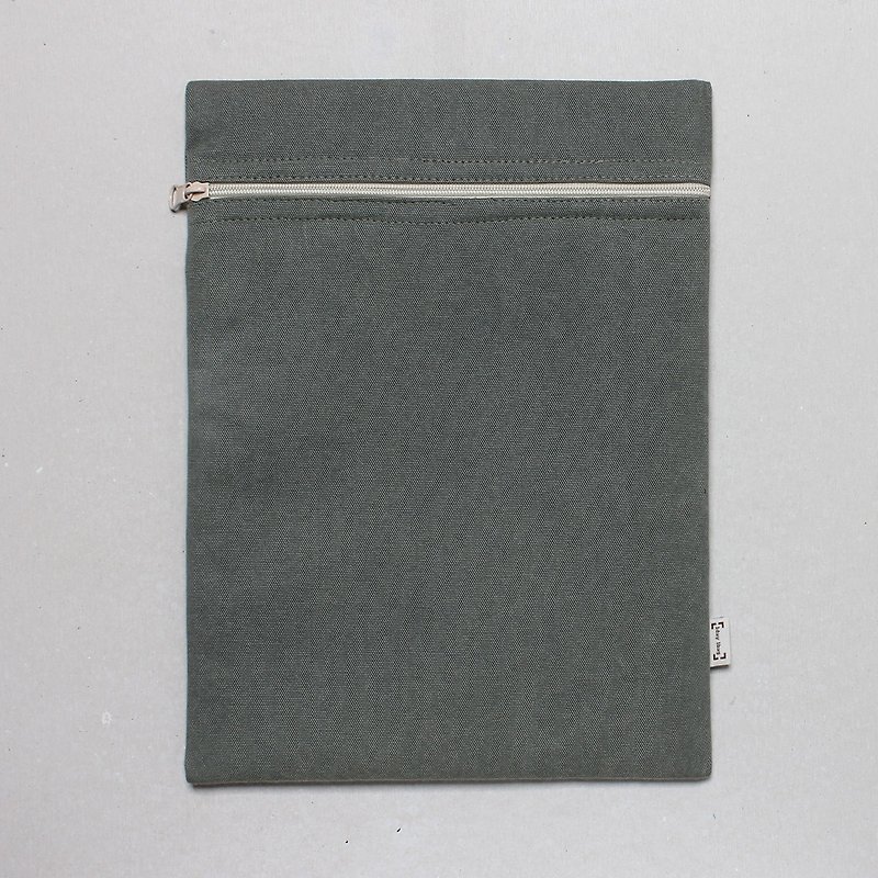 笔电套 简单有型 12.5寸笔电套 A4文件袋 - 军绿  - 平板/电脑保护壳 - 棉．麻 绿色