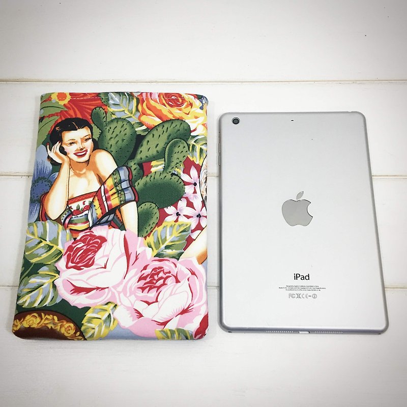 | •R• | 最速iPad | 墨国女郎 | U型平板袋/平板保护套 | 7.9寸 - 平板/电脑保护壳 - 棉．麻 